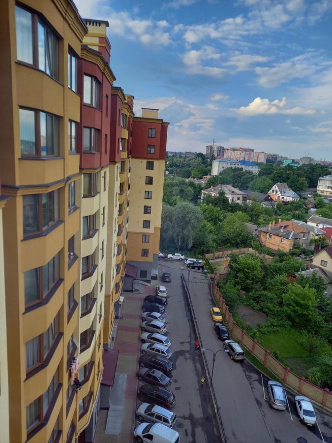 Однокімнатна квартира центр, парковка, автономне опалення Луцк Экстерьер фото